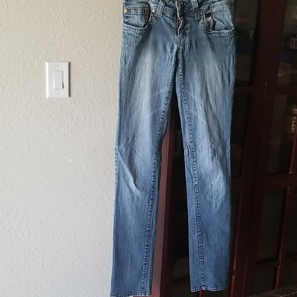 Jeans - Picture 1 of 3